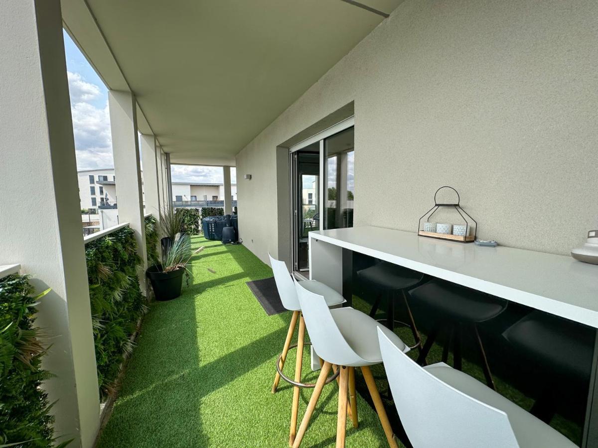 Loggia Dream Jacuzzi Apartment Montevrain Luaran gambar