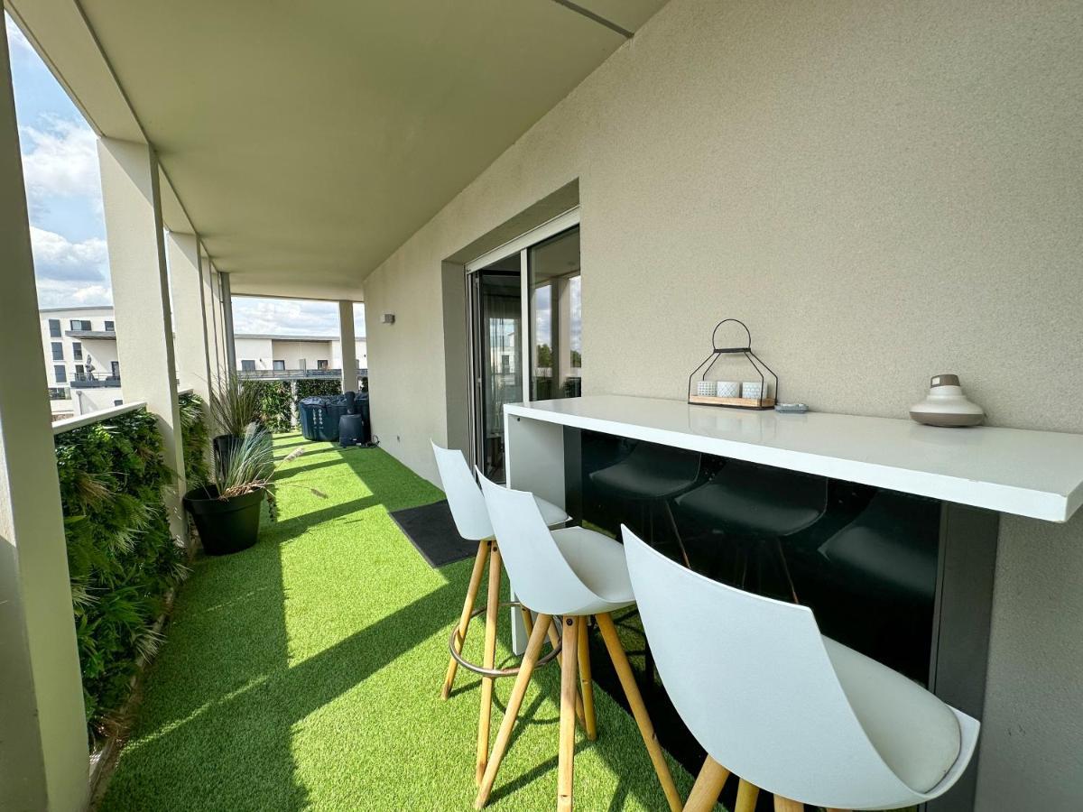 Loggia Dream Jacuzzi Apartment Montevrain Luaran gambar
